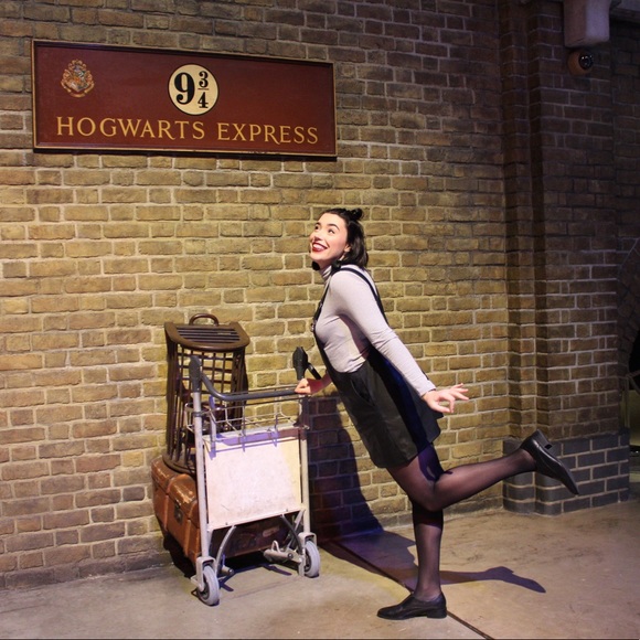 Hi queens, welcome to my page! - Picture 8 of 8